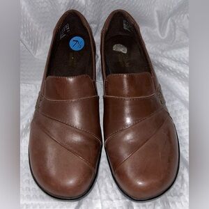 Clarks Bendables‎ May Marigold Brown Leather Loafers Womens Size 7.5